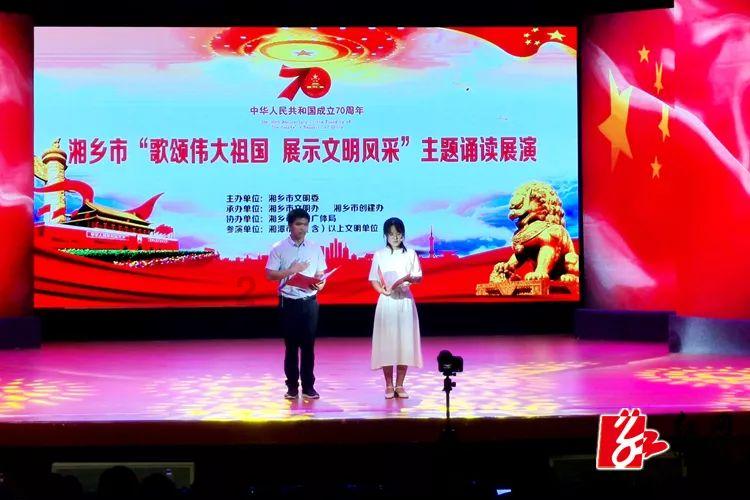 皮肤有点暗沉，显得苍老，我是不是该用精华了，你们觉得哪款精华效果好呢？游戏画面